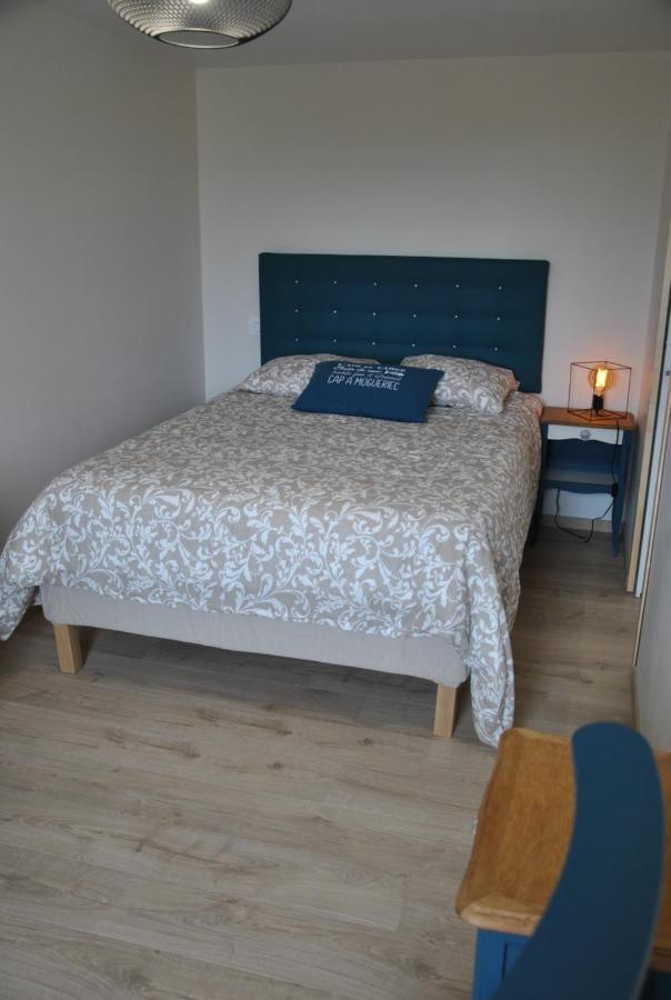 Holiday home Cap Sur Le Phare A Mogueriec Sibiril